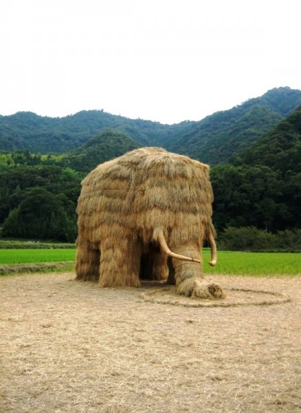 straw art