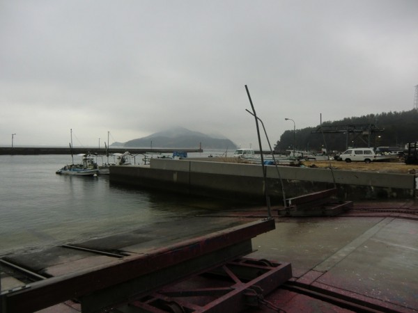 Ogi port in the rain