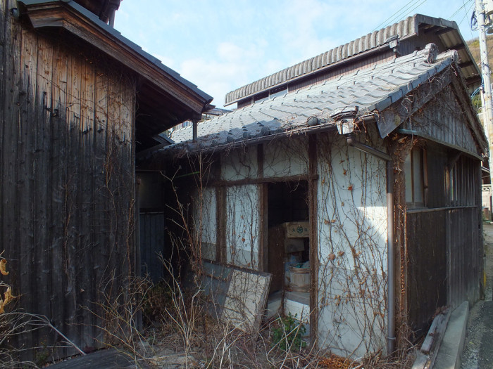 37 - Abandoned House in Sakate Shodoshima