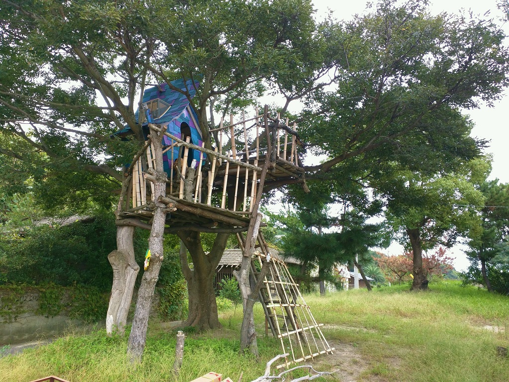Megijima Treehouse
