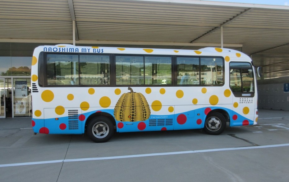 Naoshima Bus 1
